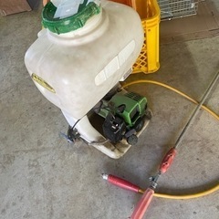 エンジン式噴霧器　