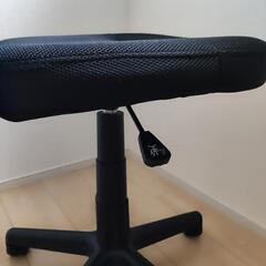 オフィスチェアの画像