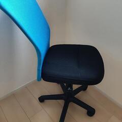オフィスチェアの画像