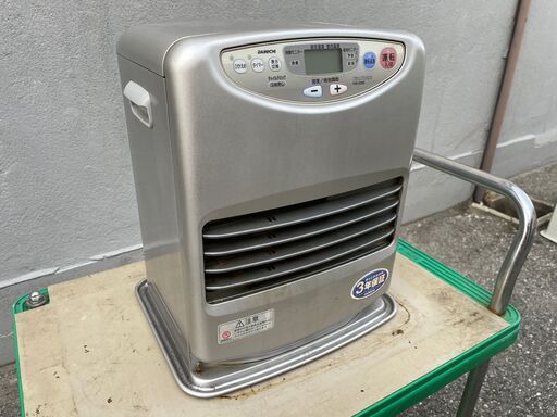 ★[八3243] 〈中古品〉ダイニチ   2017年製　ブルーヒーター   FW-3717SDR ダイニチ（Dainichi） ダイニチ工業 8041300 気化器 石油ファン