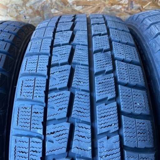 極上タイヤ　DUNLOP ダンロップ　WM01 205/55R16 スタッドレス タイヤ 2017年製　16インチ