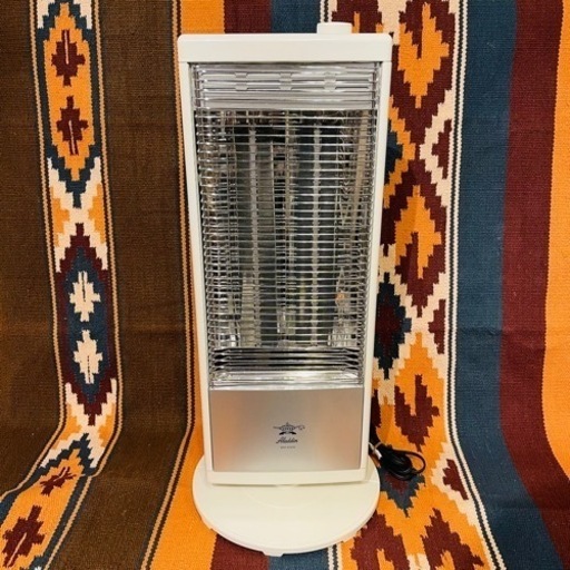 【売約済み】アラジン 遠赤グラファイトヒーター ホワイト AEH-G105N-W AEH-G105N Aladdin ヒーター　暖房　赤外線　検　セラミックファンヒーター　ファンヒーター　暖かい　電気　おしゃれ　セラミックヒーター　電気ストーブ　ストーブ