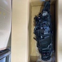 ハリアー80 左ヘッドライトの画像