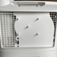 ● SHARP、加湿セラミックファンヒーター、2019年、加湿器、プラズマクラスターの画像