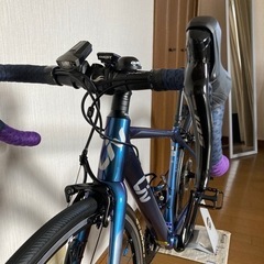 女性専用設計ロードバイクの画像
