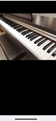 電子ピアノ　(10/22まで)