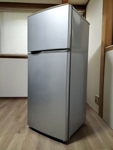シャープ製　小型冷蔵庫　美品