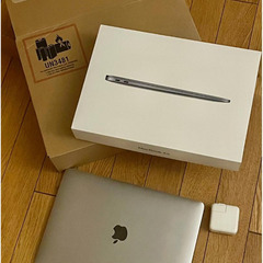 13インチ Mac Book Air (2019 mid モデル)　 -スペースグレイ -