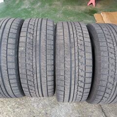スタッドレスタイヤ ブリヂストン BLIZZAK VRX 235/55R18 ?溝あります！ 2014年製 4本セット31