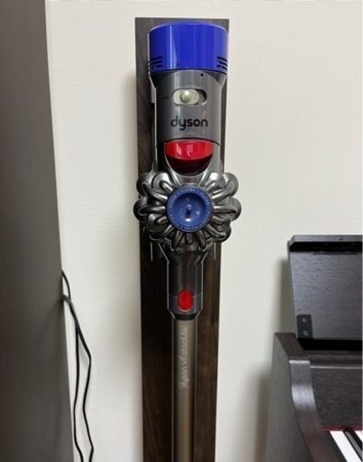 ダイソン Dyson V8 absolute 充電ドック付