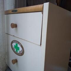 救急箱(木製) レトロ メイクBOXにもなりそう 収納の画像