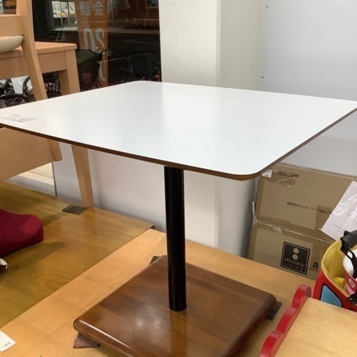 【karimoku/カリモク】カフェテーブル売ります！