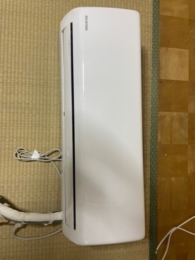 ルームエアコン 10畳〜12畳 美品 アイリスオーヤマ ihf-2804g