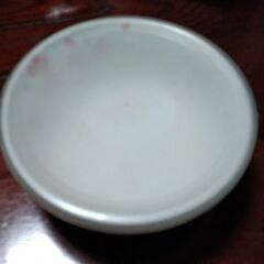 蓋つき　陶器皿　保存容器の画像