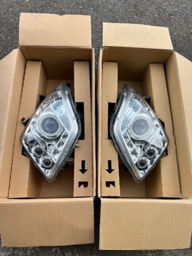 カスタムヘッドライト