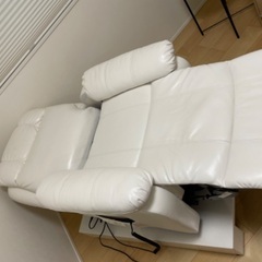 施術用ソファ　シフォンジュニア　ネイルにどうぞの画像
