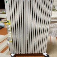 美品　デロンギ　オイルヒーターの画像