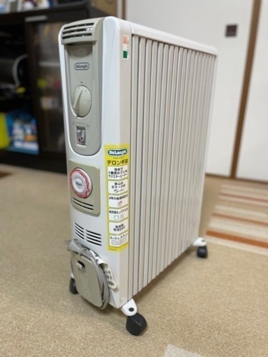 美品　デロンギ　オイルヒーター