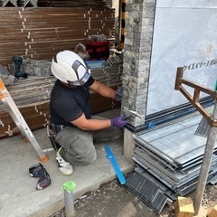 年2回賞与有り！！社会保険完備、やる気と出来次第で給料随時アップ！現場で頭を張れる経験者15,000円スタート！の画像