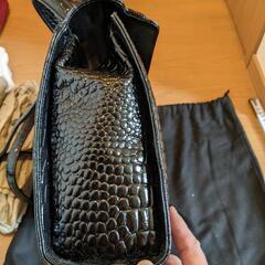 革　バックの画像