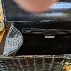 革　バックの画像
