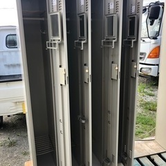 業務用　ロッカー　UCHIDA 4人用の画像