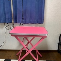 トリミングテーブル