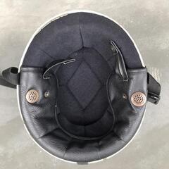 ヘルメット シルバー ゴーグル付きの画像