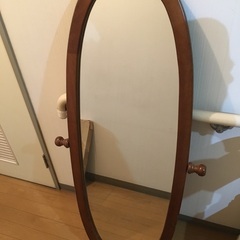 姿見ミラー差し上げます。