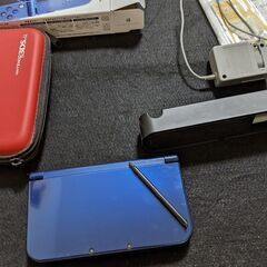 ３ＤＳ ＬＬ本体　充電器などの画像