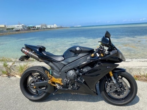 ヤマハ　YZF-R1