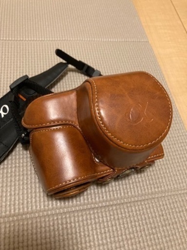 値下げ！【美品】SONY α6000  ミラーレスカメラ　ホワイト　オリジナルケース付き