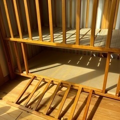 ベビーベッド(組み立て済み)の画像