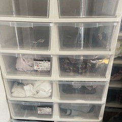 衣装ケースの画像