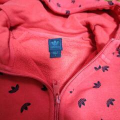 adidas 赤前開き♪の画像