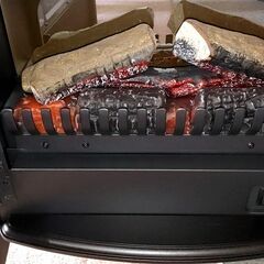 人気の暖炉型ヒーター（海外メーカー：ディンプレックス）の画像