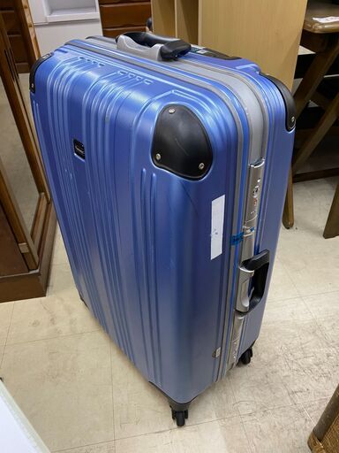 リサイクルショップどりーむ荒田店No.3752　キャリーバッグ♪　カギ付き　ベルト付き！