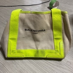 バレンシアガ　バックの画像