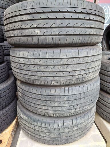 YOKOHAMA BluEarth RV-02 215/60R17 中古タイヤ 4本セット 工賃込み
