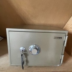 耐火金庫　　もらって下さい