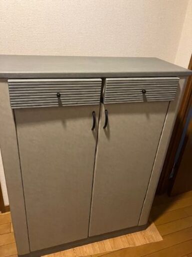 シューズボックス