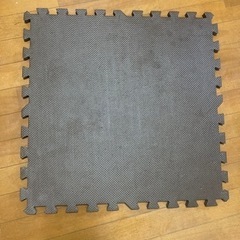 【引き取り限定】ジョイントマット大判　ブラウンの画像