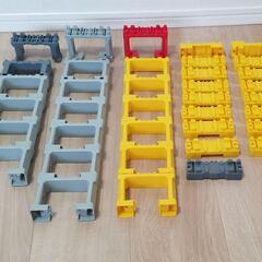 プラレール線路　複線ブロック橋脚 - 37pcs