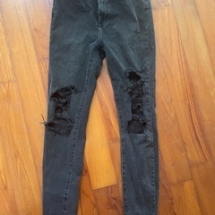 FOREVER 21  Gジャン・ジーンズの画像