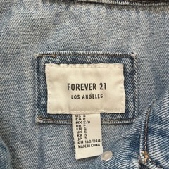 FOREVER 21  Gジャン・ジーンズの画像