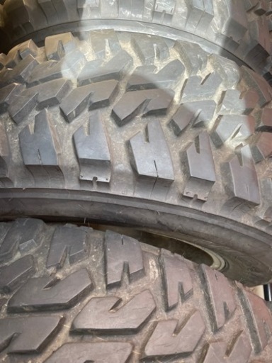 ランクル１００純正ホイールとタイヤ