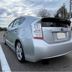 コンディション良好！30プリウスS車検も長い！10月15日まで限定！の画像