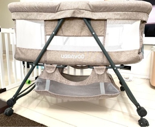 UBRAVOO ベビーベッド(ベビーラック)and ベビーベッド