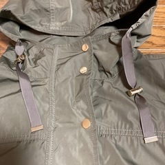 GUマウンテンパーカーSサイズの画像