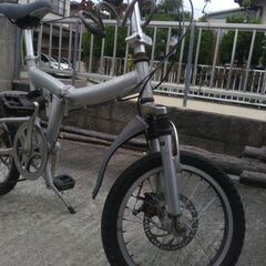 折りたたみ自転車　16インチの画像